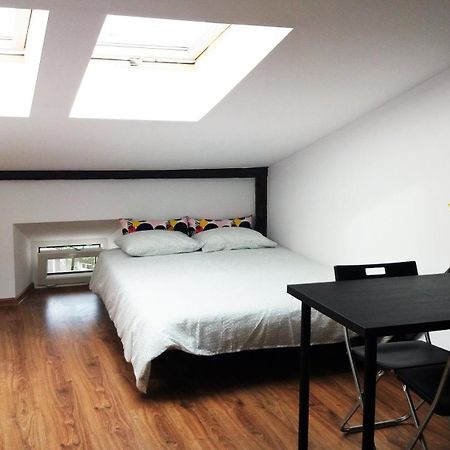 Nice Attic Studio Close To Old Town Air Conditioning - Klimatyzacja Krakau Exterior foto