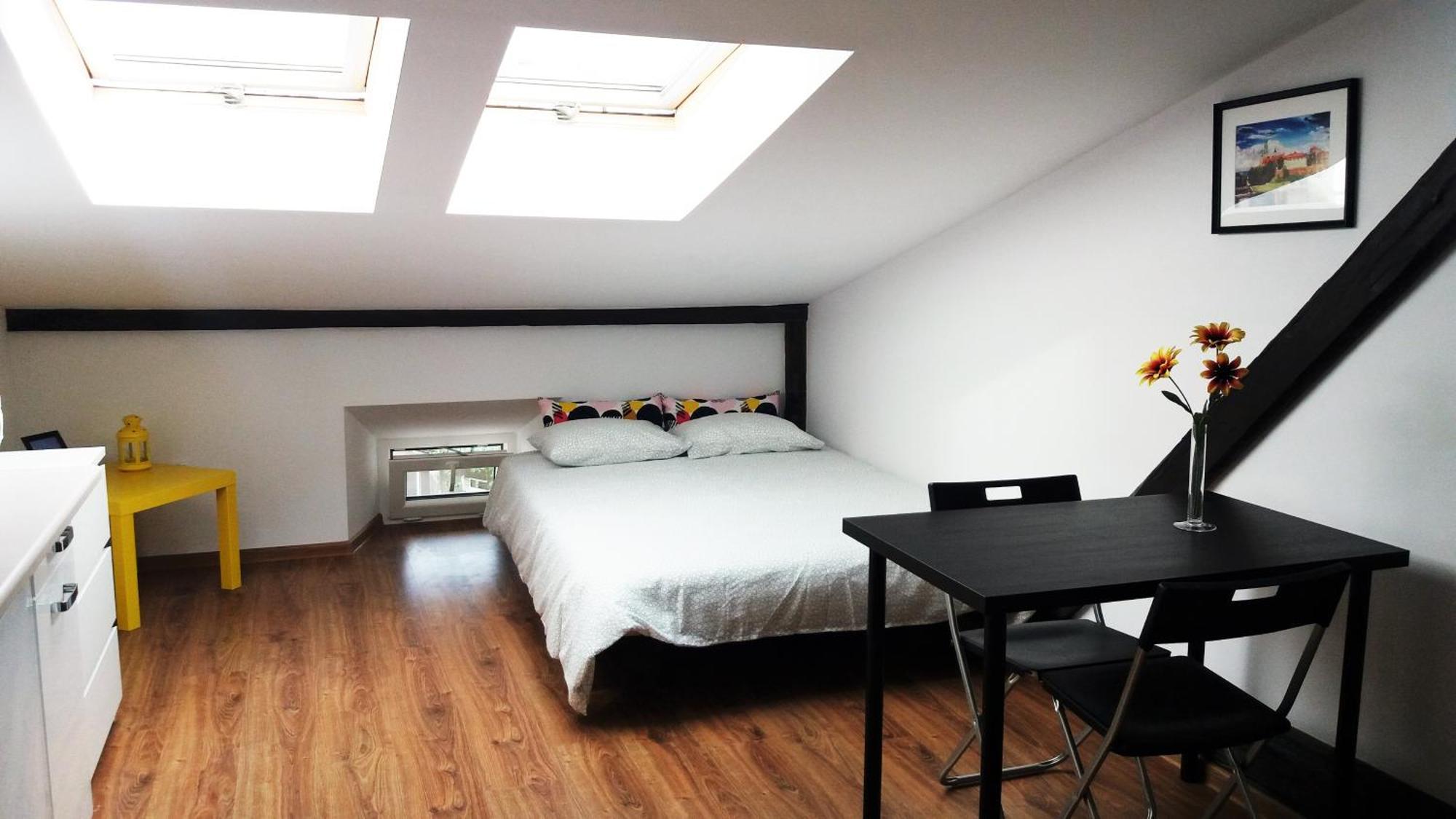 Nice Attic Studio Close To Old Town Air Conditioning - Klimatyzacja Krakau Exterior foto